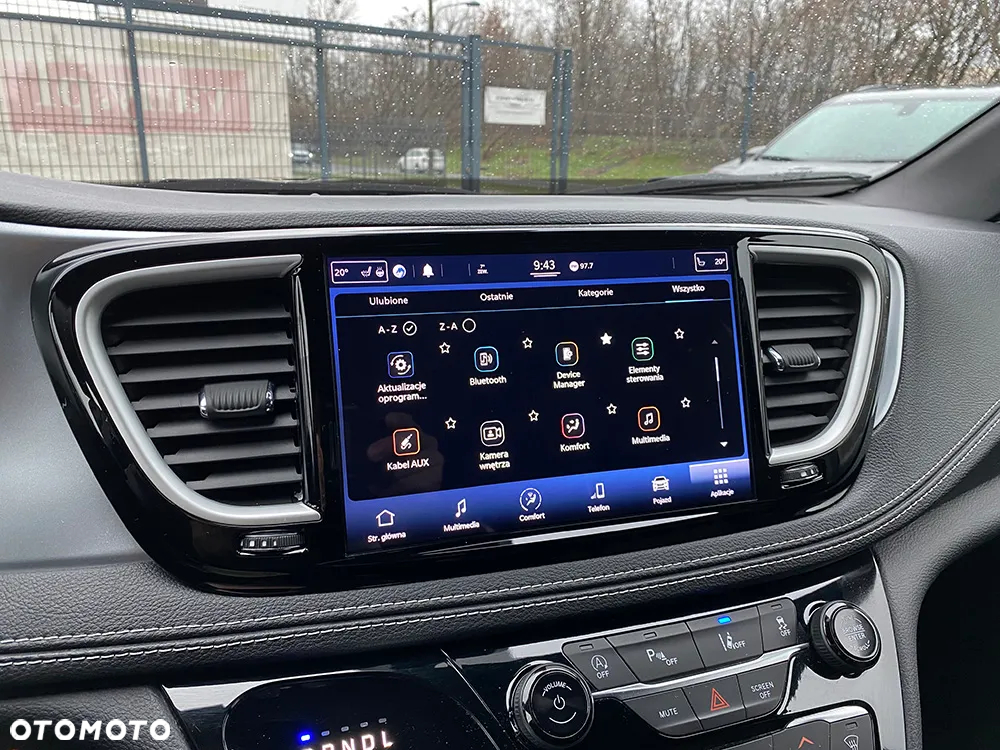 Chrysler Pacifica - 9