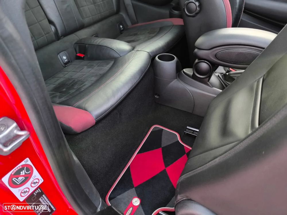 MINI 3 Portas John Cooper Works Aut. - 31