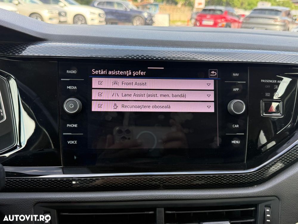 Volkswagen Polo 1.0 TSI DSG Life - 24
