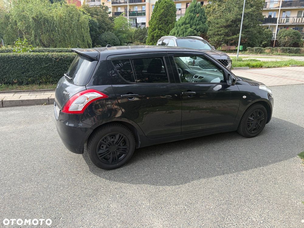 Suzuki Swift - 8