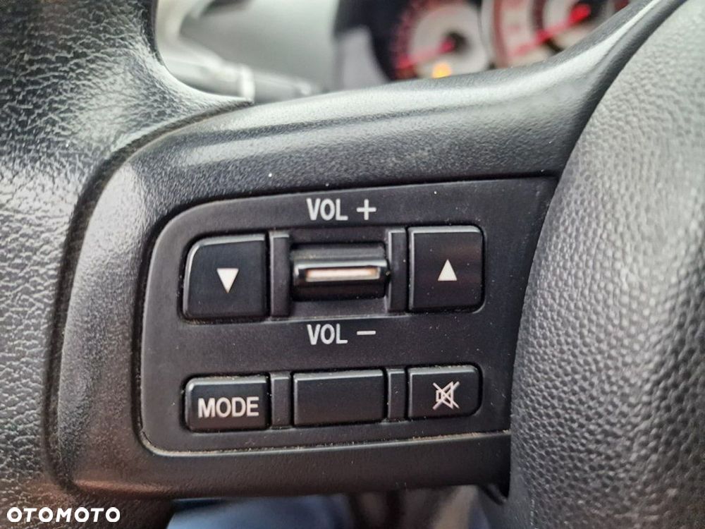 Mazda 2 1.3 Impression - 11