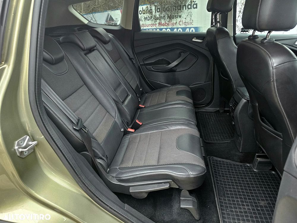 Ford Kuga 2.0 TDCi Powershift 4WD Titanium - 23