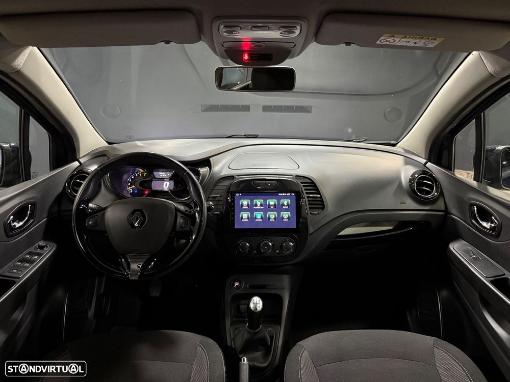 Renault Captur 0.9 TCE Exclusive - 3