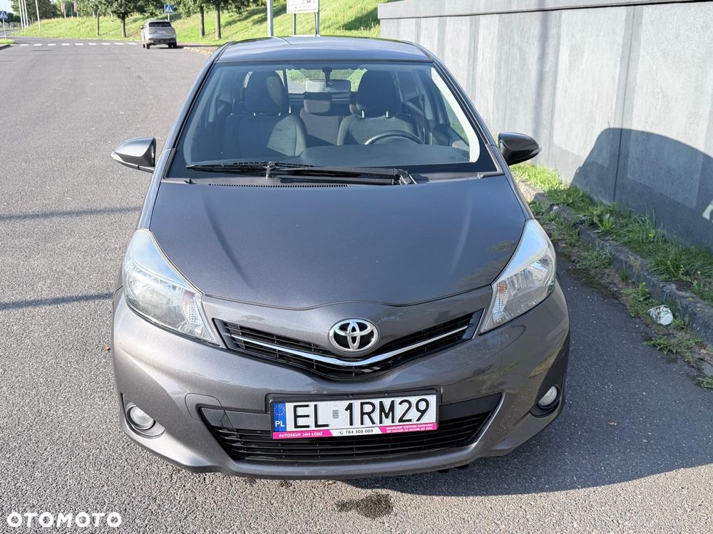 Toyota Yaris 1.33 Premium - 1