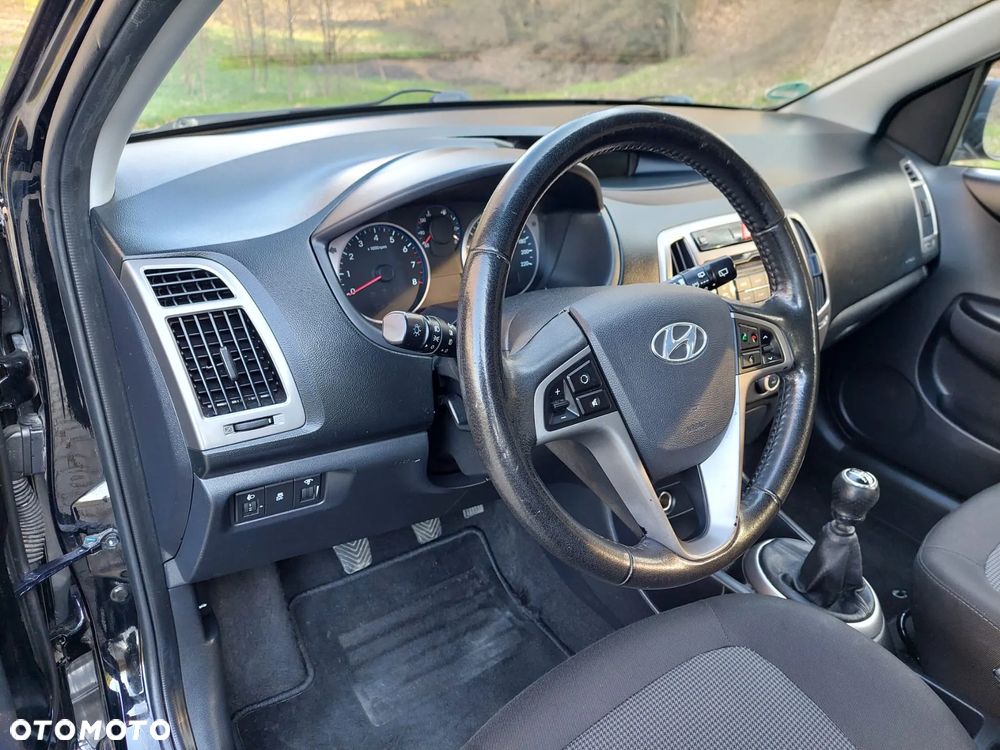 Hyundai i20 1.25 Wersja Jubileuszowa - 15