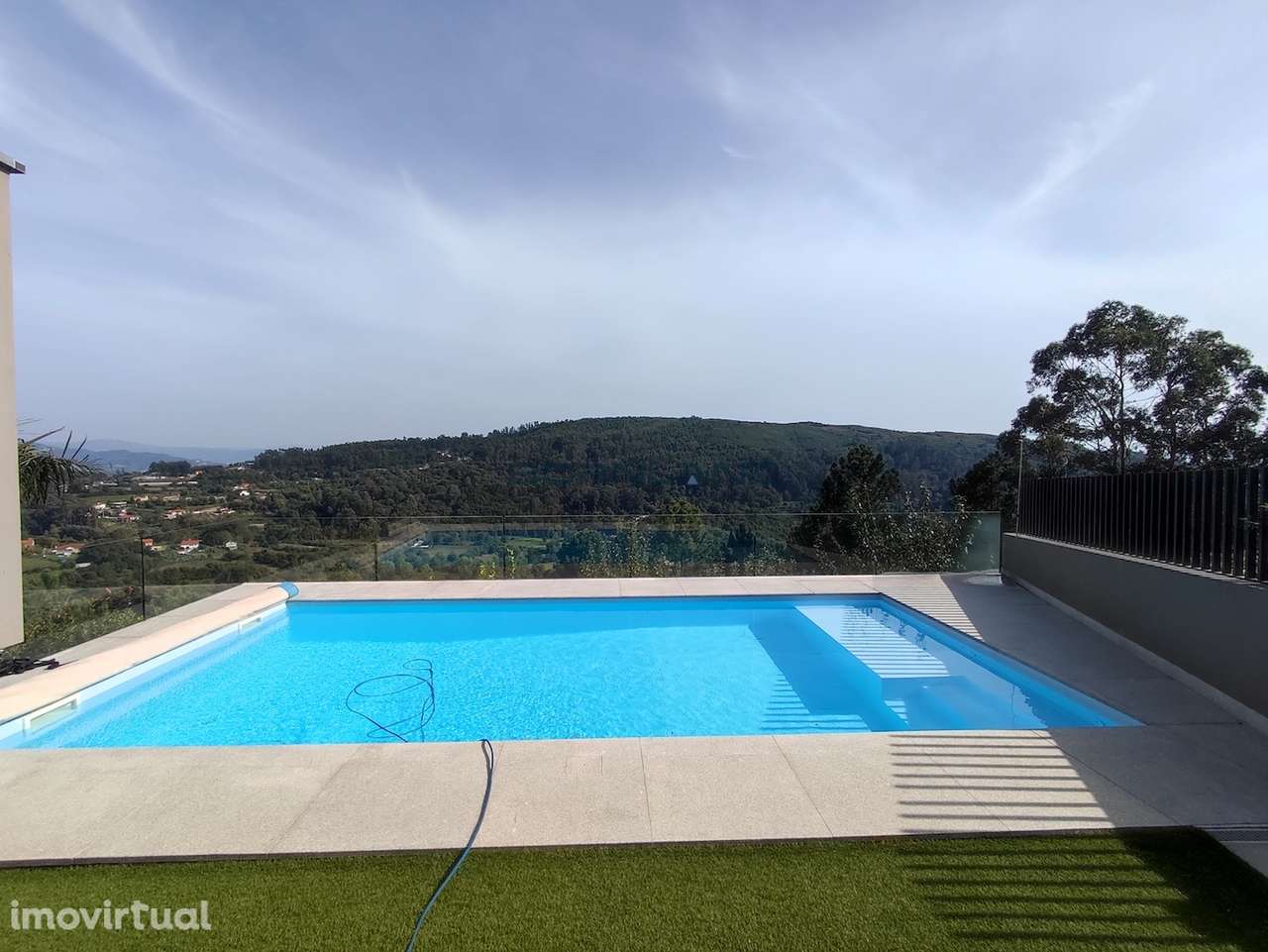 Fabulosa Moradia Individual T4 - Grande imagem: 3/49