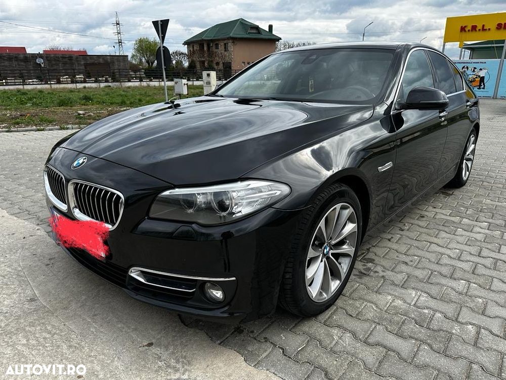 BMW Seria 5 520i Aut. Luxury Line - 2
