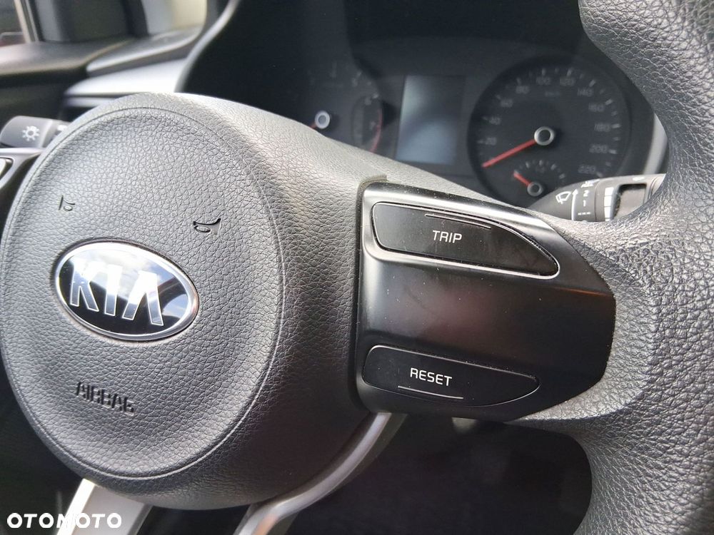 Kia Rio 1.2 M - 23