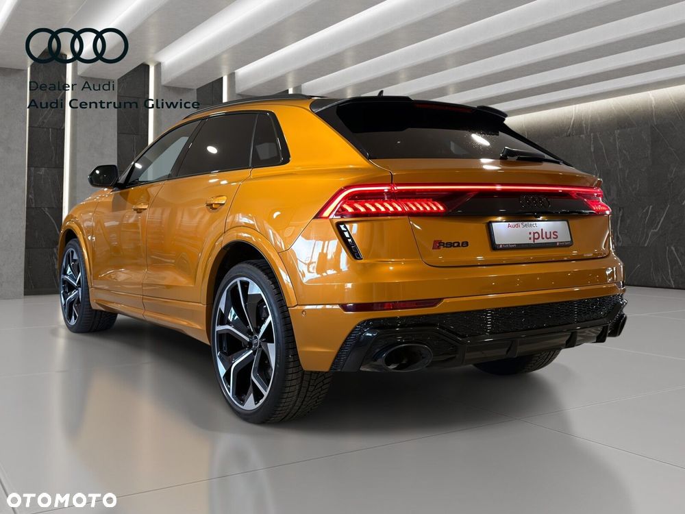 Audi RS Q8 - 4