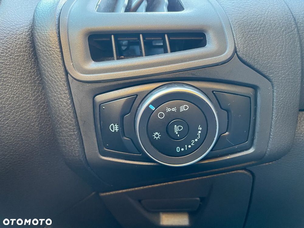 Ford Focus - 21