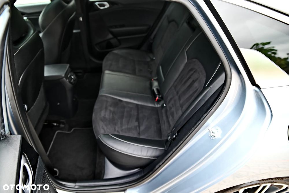 Kia ProCeed 1.5 T-GDI DCT7 OPF GT LINE - 26