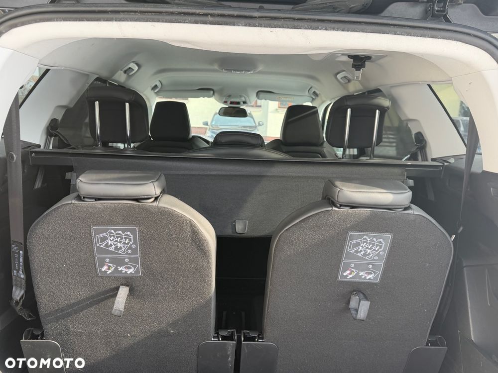Peugeot 5008 - 16