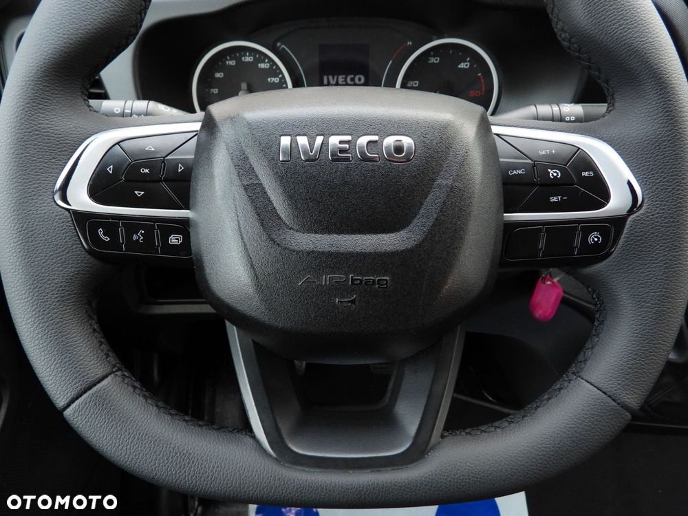 Iveco DAILY 50C16 WYWROTKA TROJSTRONNA PODWÓJNA KABINA DOKA 6 MIEJSC TEMPOMAT PNEUMATYKA BLIŹNIACZE KOŁA KLIMATYZACJA  160KM - 31