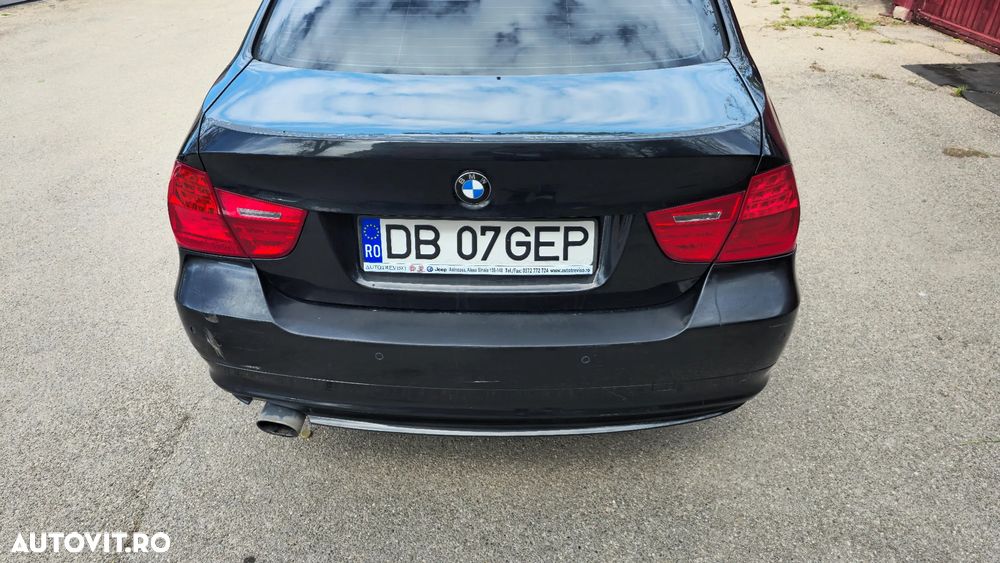 BMW Seria 3 320d - 6