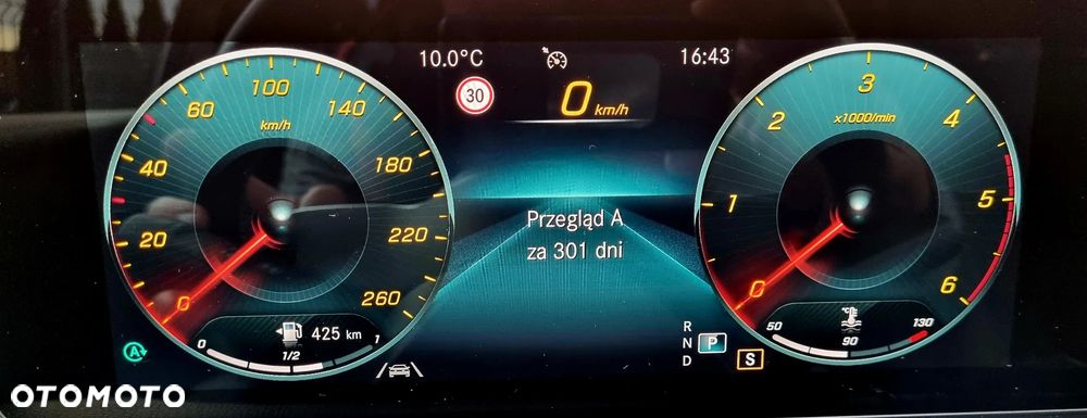 Mercedes-Benz GLB 200 d 8G-DCT Progressive - 33