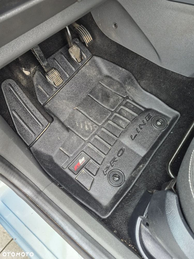 Ford Focus C-Max 1.8 Platinium X - 28