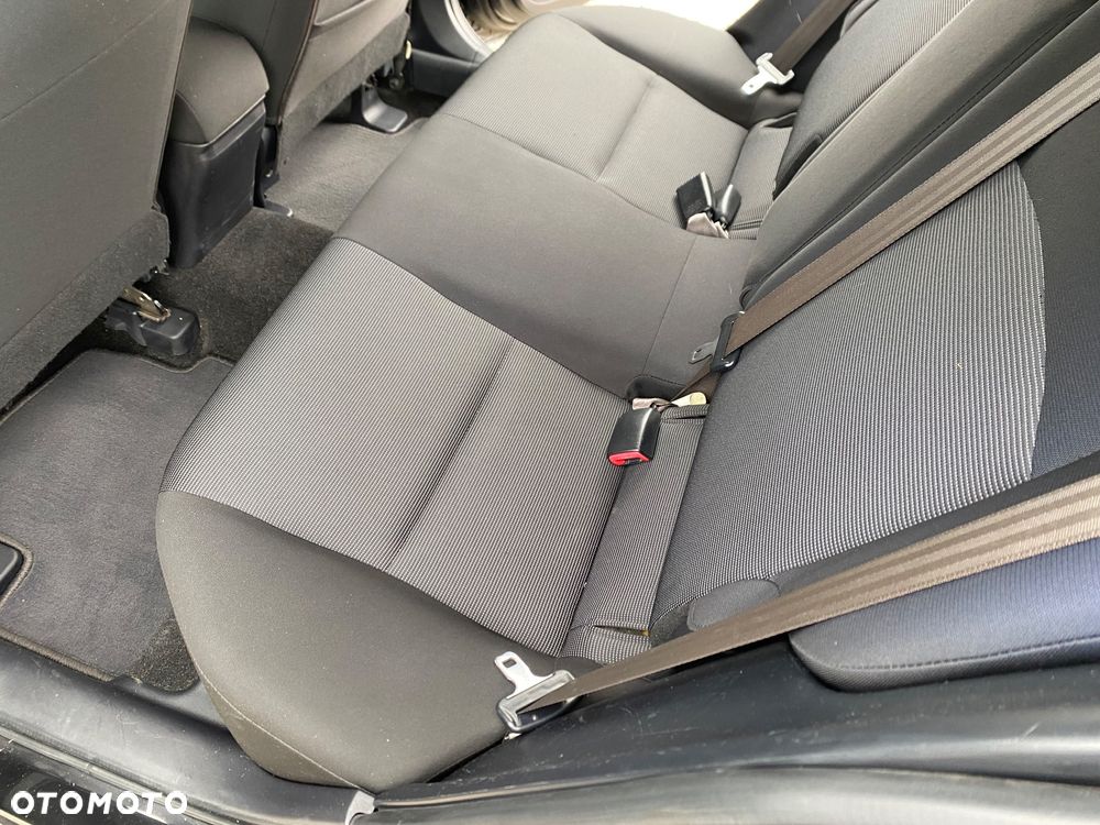 Mitsubishi Lancer 1.8 Intense - 15