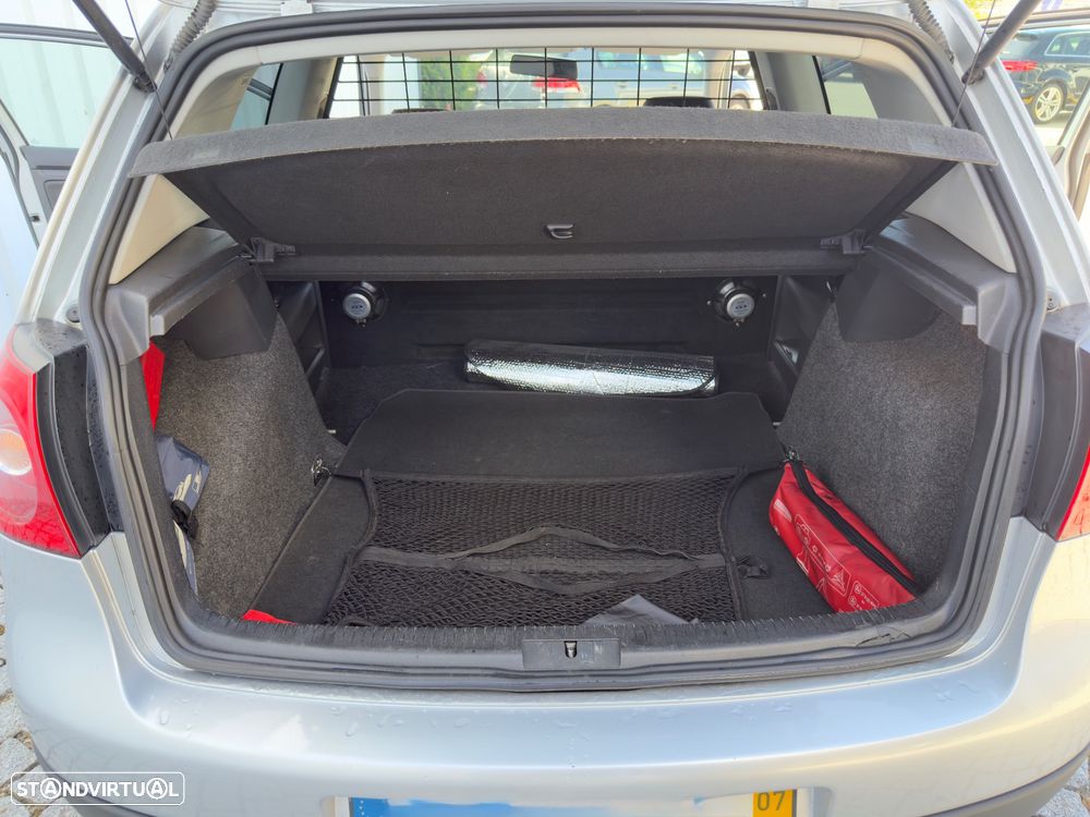 VW Golf 1.9 TDi 6V Confortline - 7