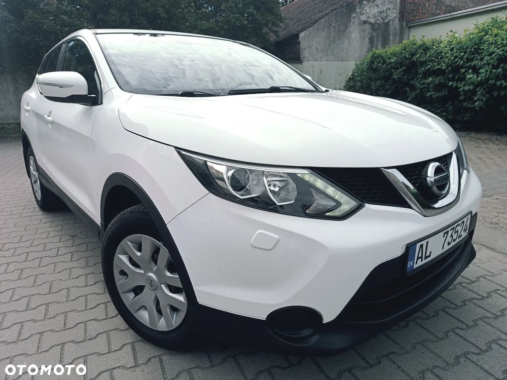 Nissan Qashqai 1.2 DIG-T N-Connecta - 1