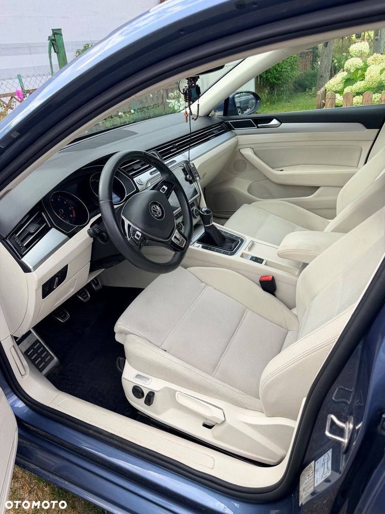 Volkswagen Passat 1.4 TSI BMT ACT Comfortline - 19