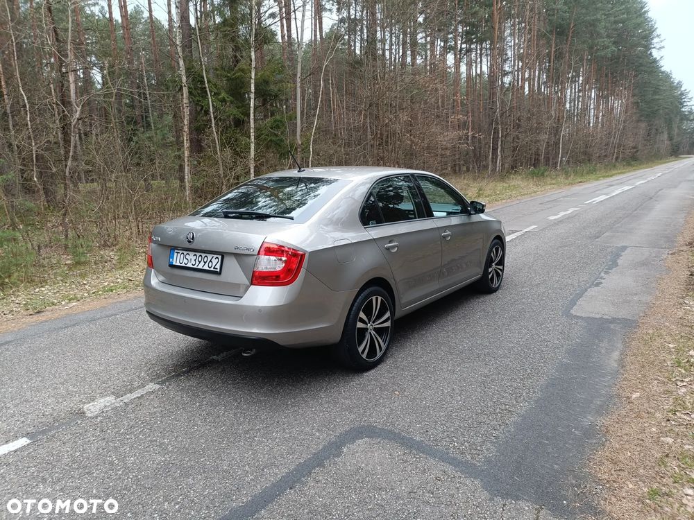 Skoda RAPID 1.2 TSI Active - 4