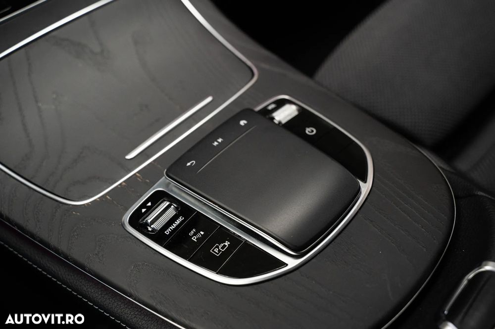 Mercedes-Benz E 300 9G-TRONIC AMG Line - 15