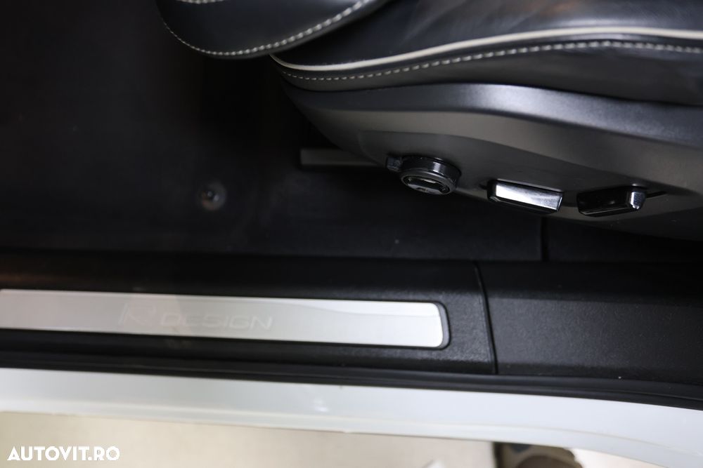 Volvo XC 60 Recharge T8 Twin Engine eAWD Inscription - 26