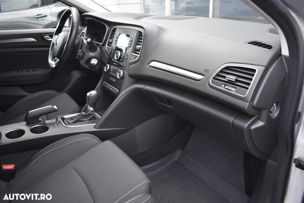Renault Megane Blue dCi 116 EDC Zen - 32