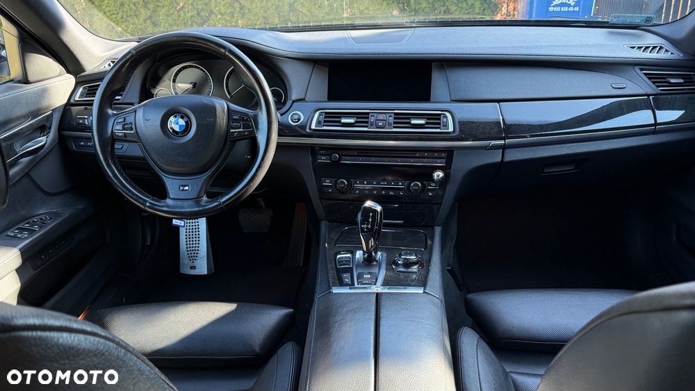 BMW Seria 7 730d - 8