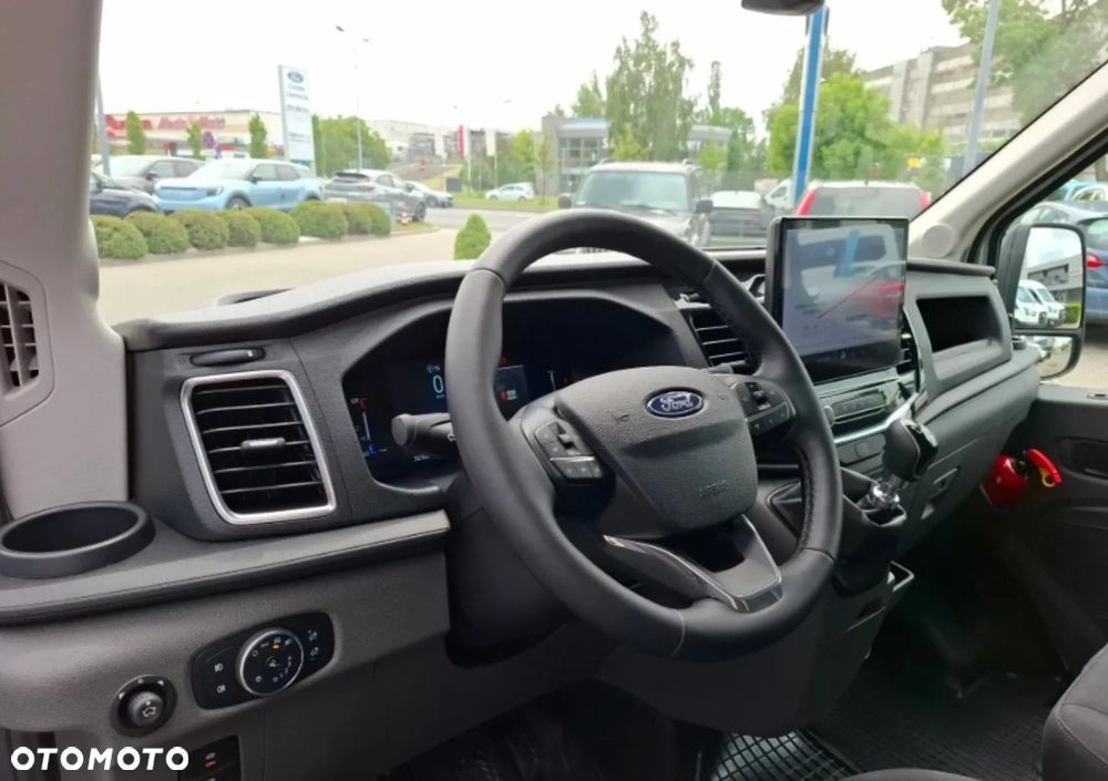Ford Transit - 11