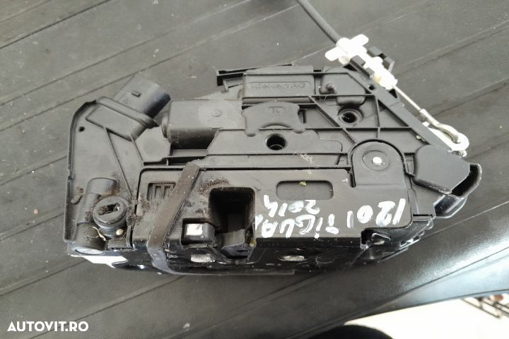 Broasca usa spate stanga 5N0839015G 5N0839015G Volkswagen VW Tiguan 1 - 2