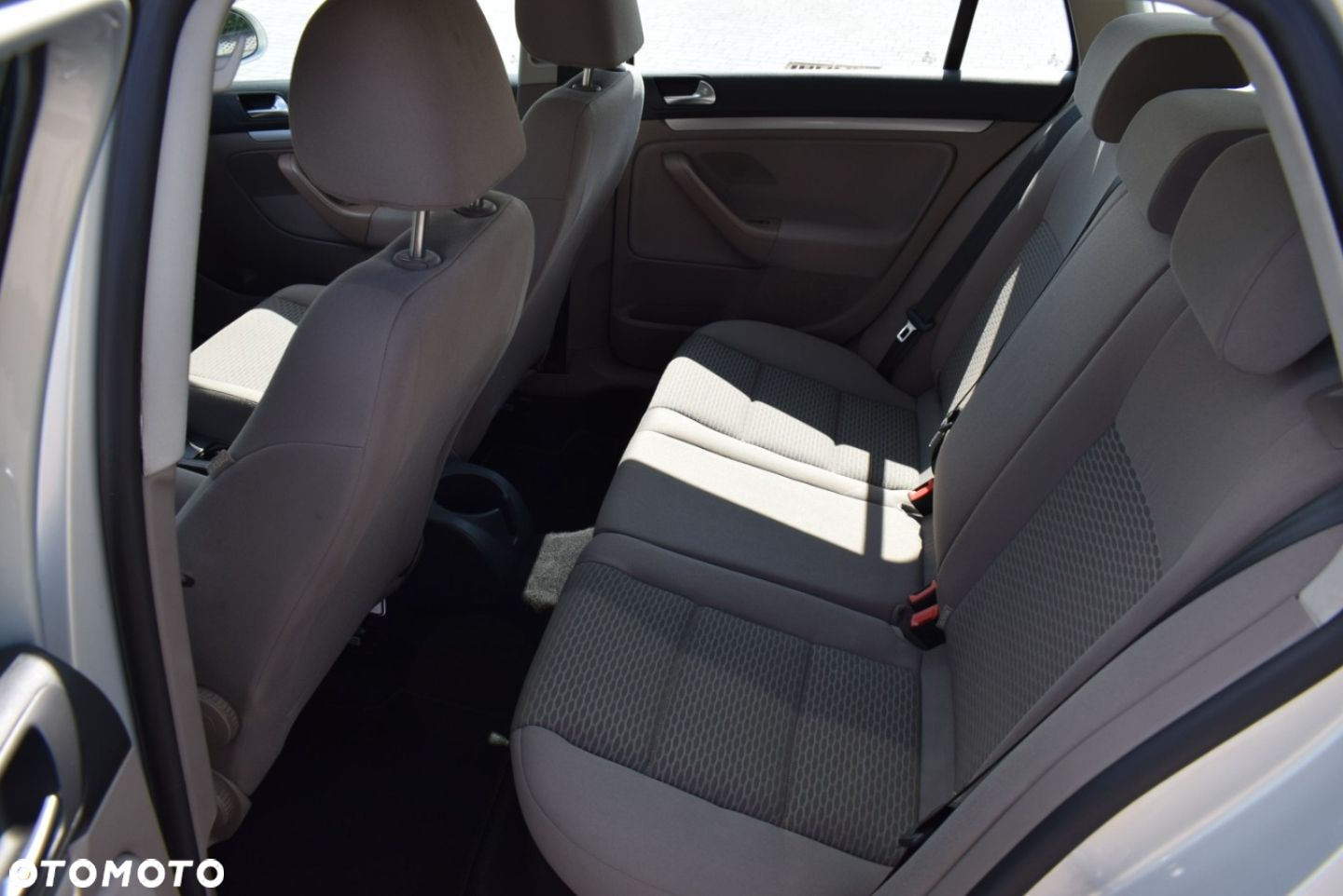 Volkswagen Golf - 19