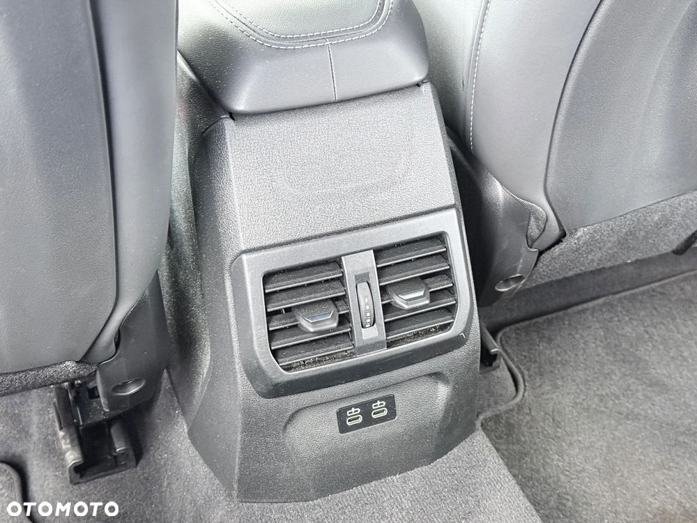 BMW Seria 1 120 - 31
