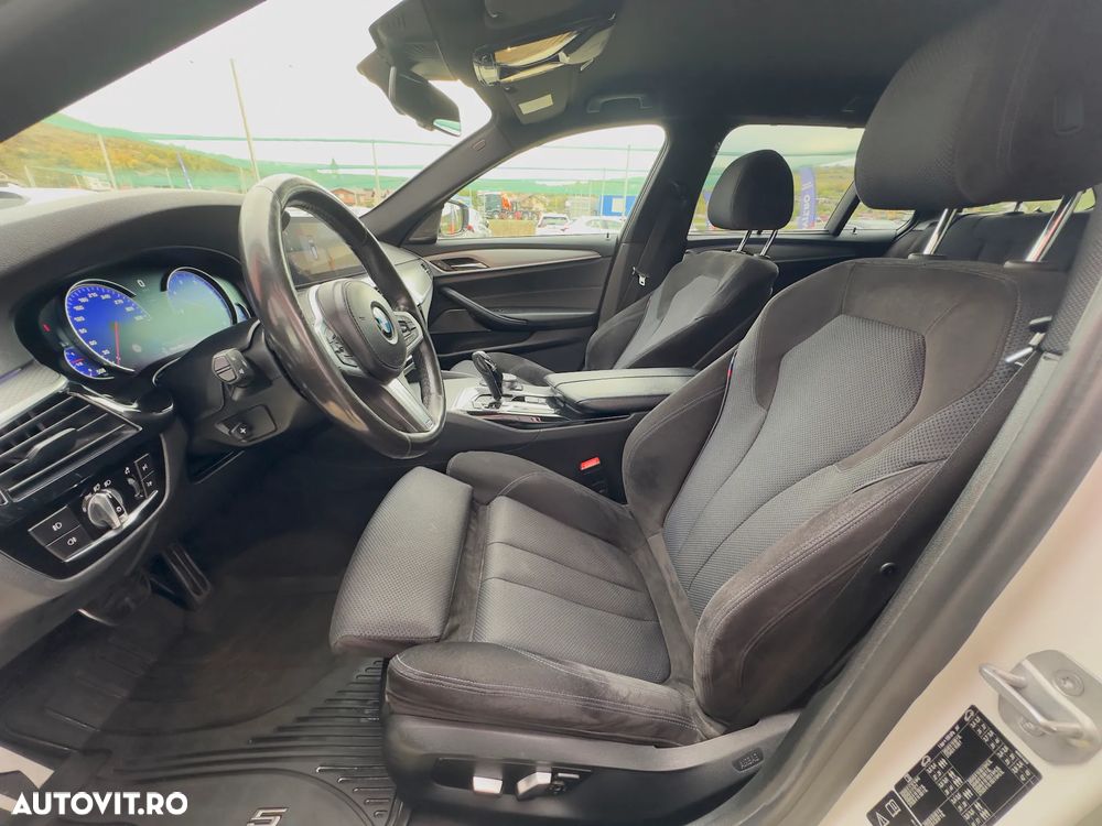 BMW Seria 5 530d xDrive AT - 11