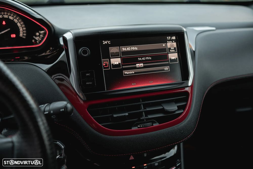 Peugeot 208 1.6 THP GTi - 17
