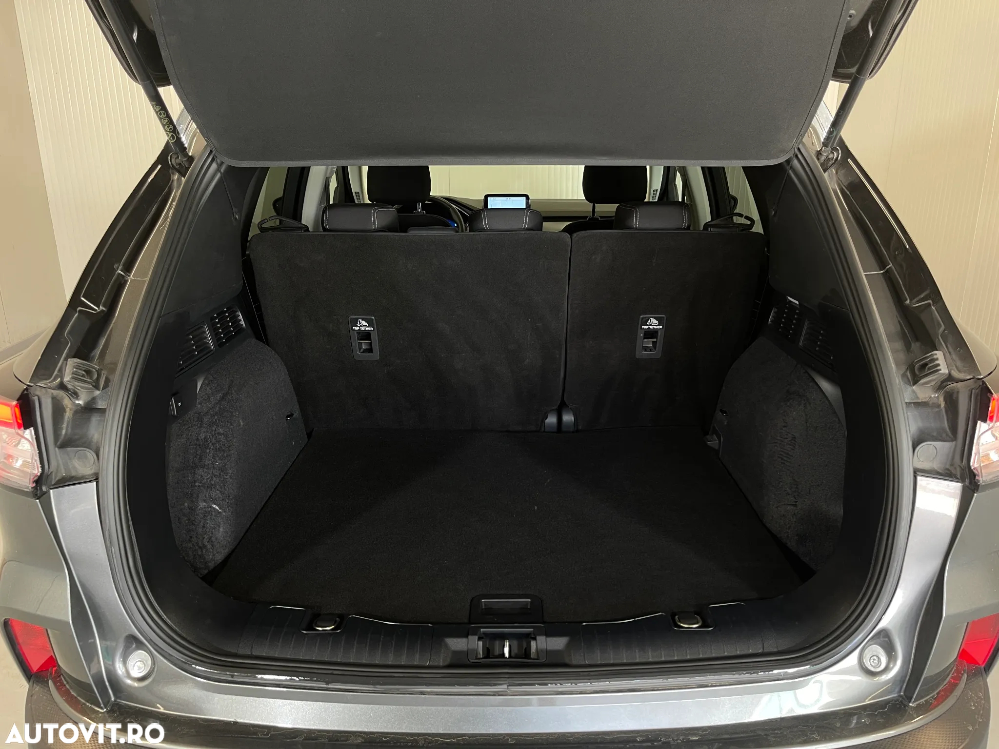Ford Kuga 1.5 EcoBlue Aut. TITANIUM - 11