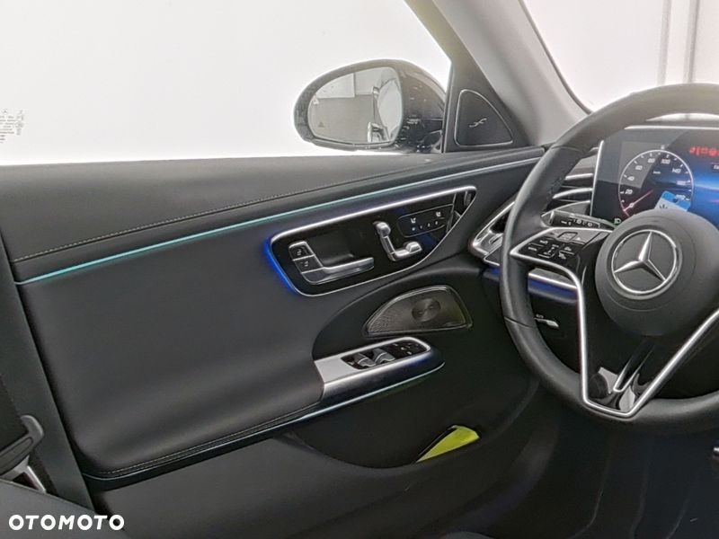 Mercedes-Benz Klasa E 300 de PHEV 4-Matic All-Terrain Avantgarde 9G-Tronic - 5