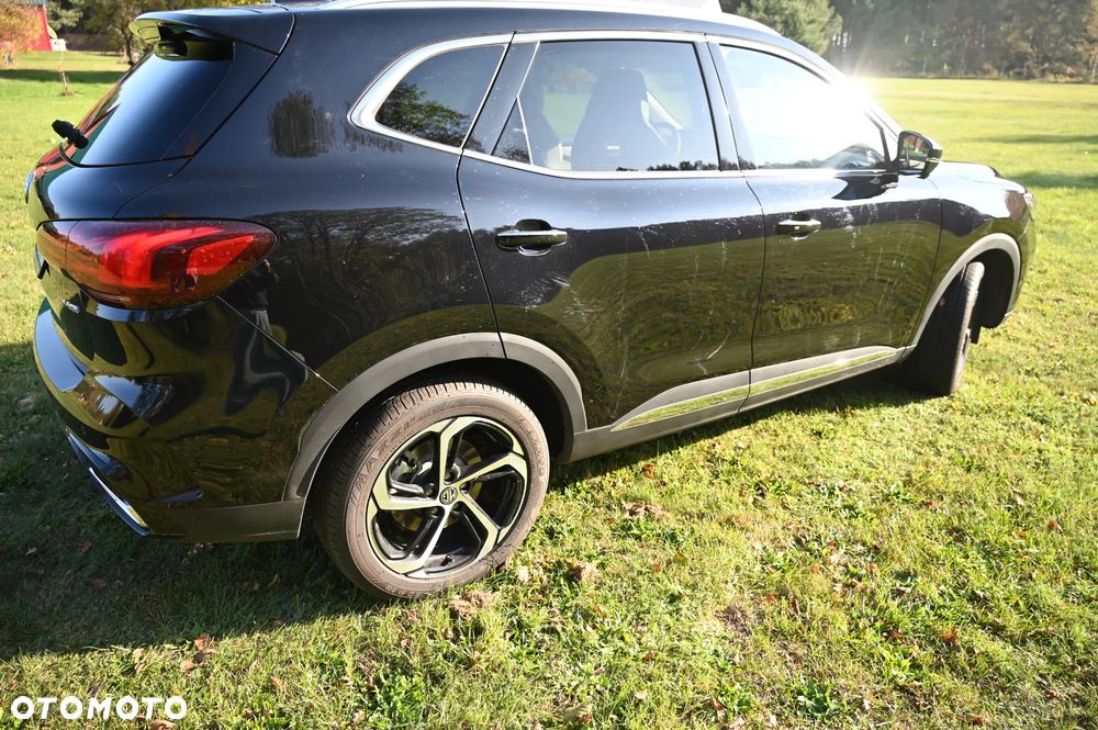 MG HS 1.5 T-GDI Exclusive DCT - 3