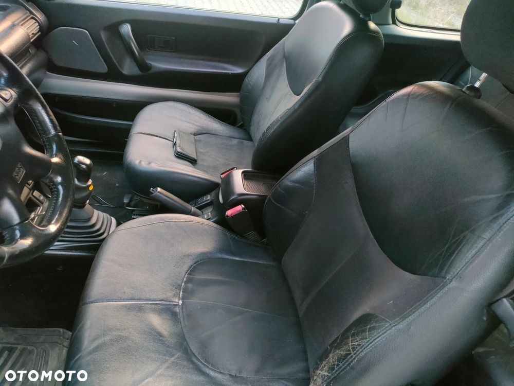 Land Rover Freelander 2.0 D - 7