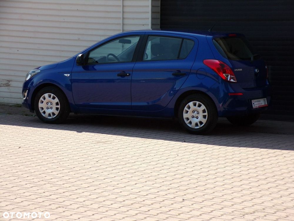 Hyundai i20 - 12