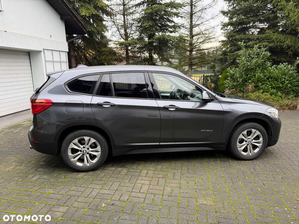 BMW X1 xDrive20d - 6