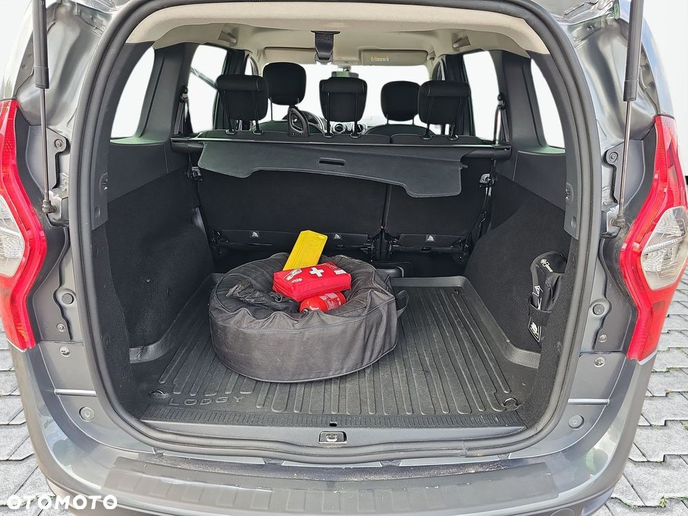 Dacia Lodgy 1.6 SCe Laureate S&S - 24