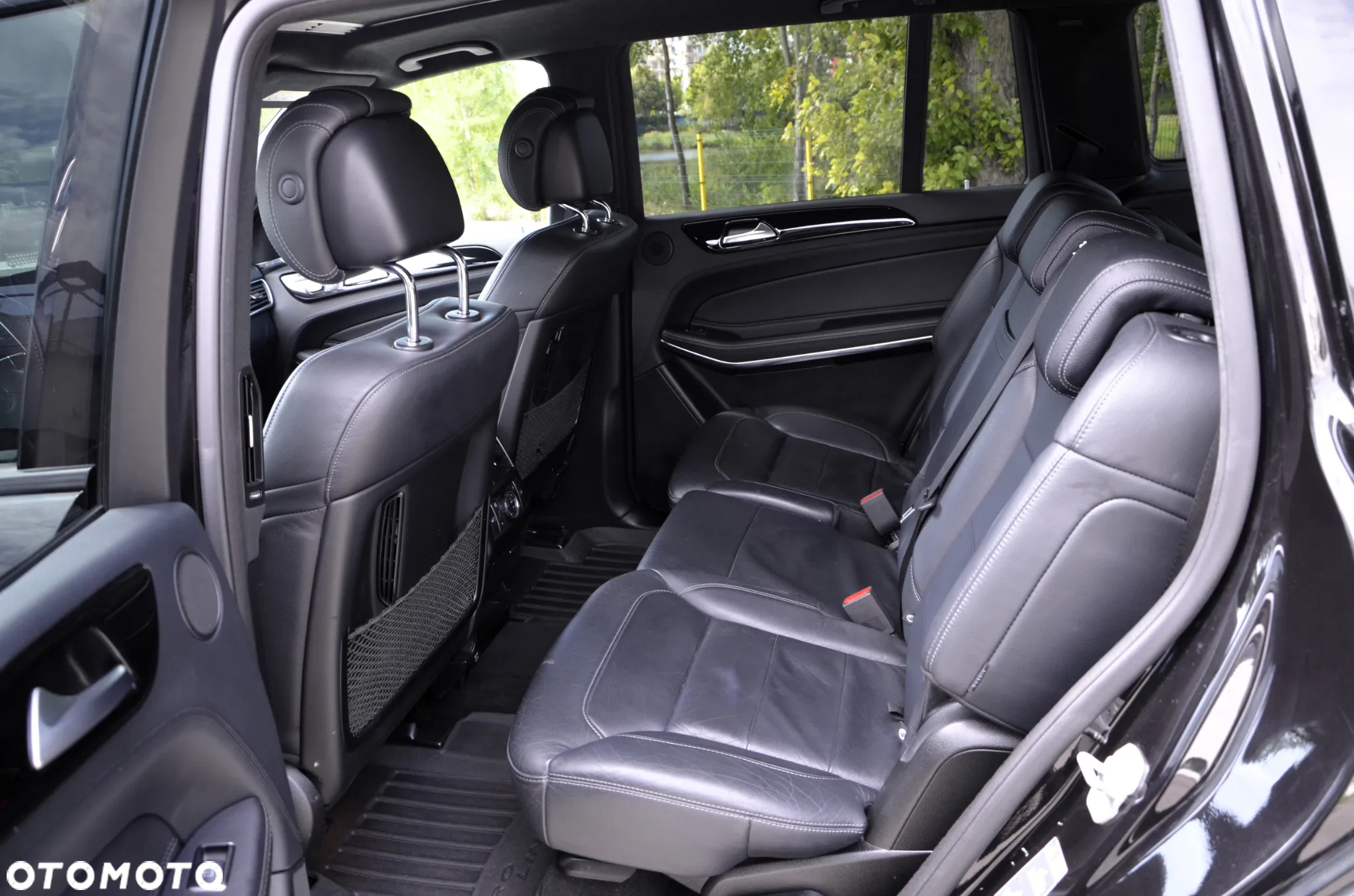 Mercedes-Benz GLS 500 4-Matic - 12