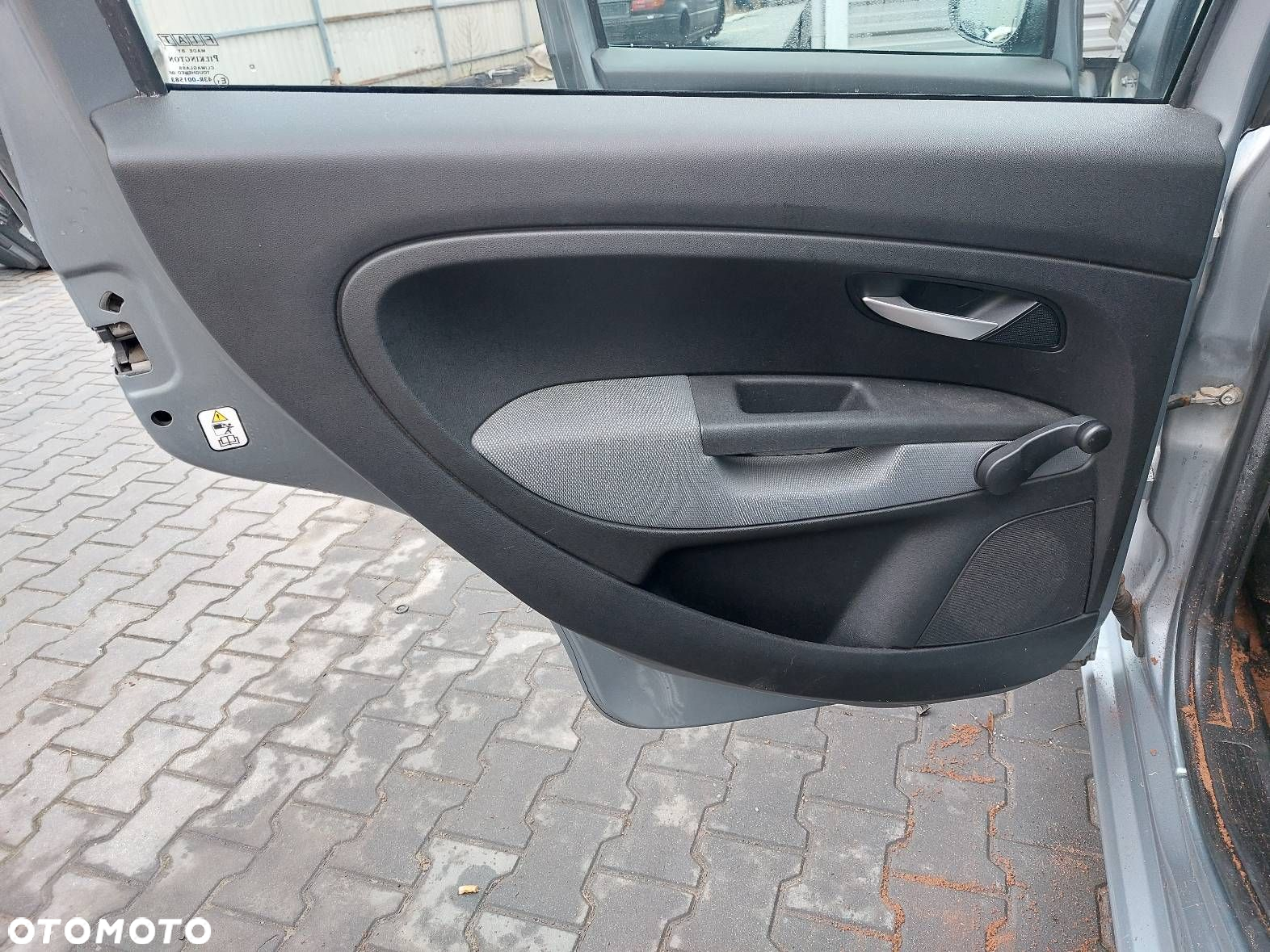 FOTELE KOMPLET LEWY PRAWY KANAPA TYŁ + BOCZKI FIAT GRANDE PUNTO I 5D - 8