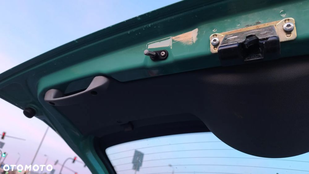 Opel Corsa 1.2 16V Comfort - 18