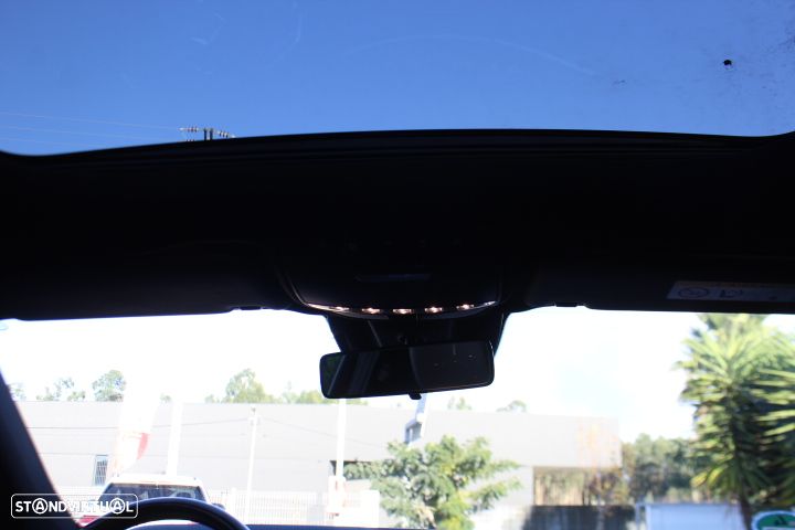 Mercedes-Benz E 300 - 21