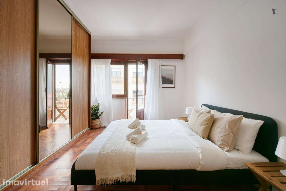 Quarto - localizado em Entrecampos Lisbon - Grande imagem: 2/32