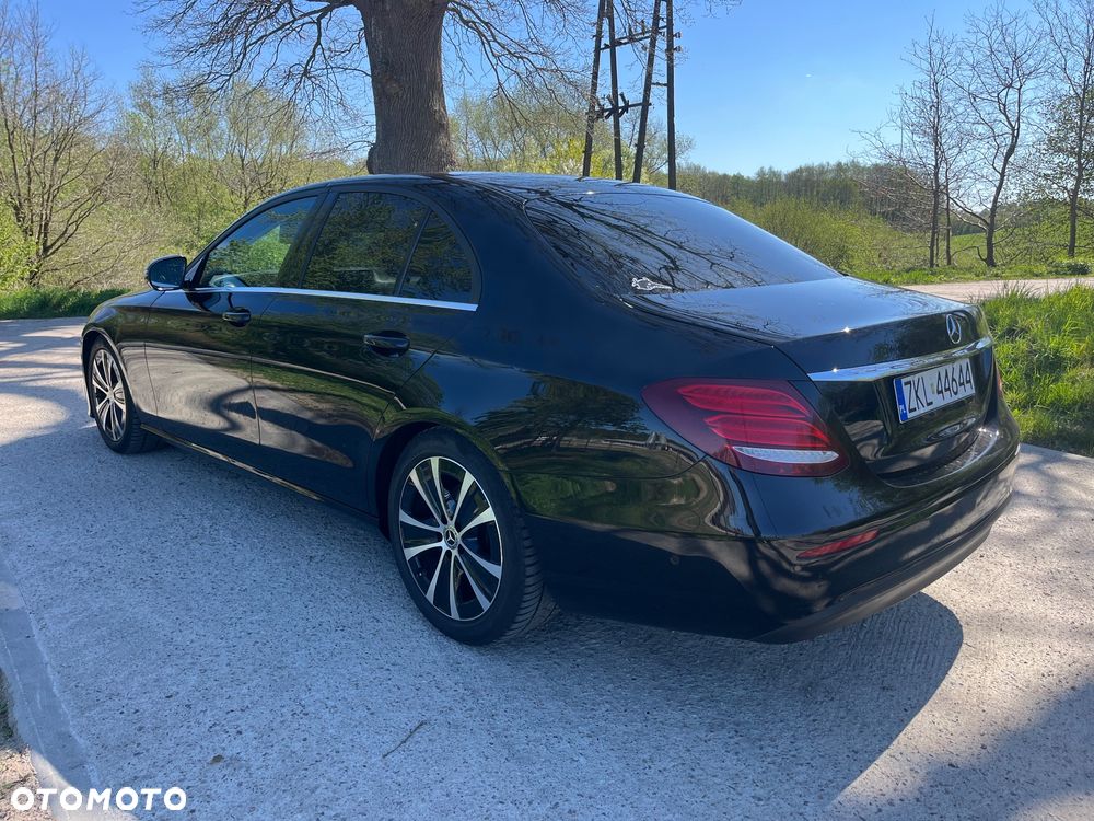 Mercedes-Benz Klasa E 250 CGI BlueEFFICIENCY Automatik - 14