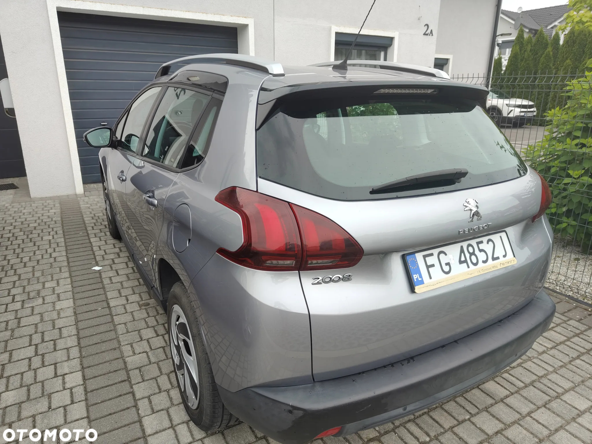 Peugeot 2008 1.2 Pure Tech Active - 10