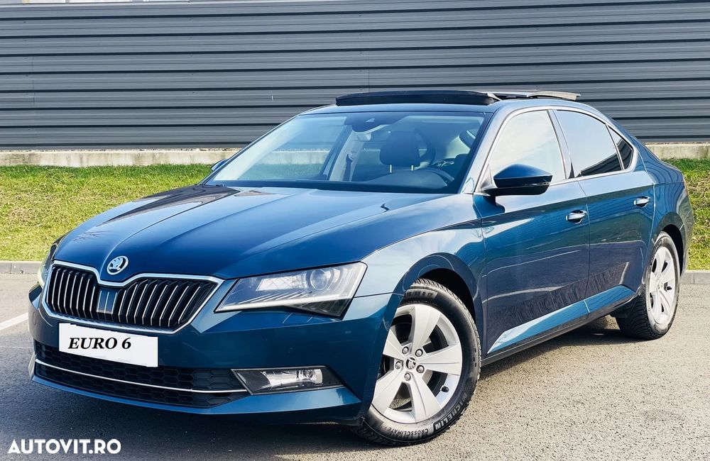 Skoda Superb 2.0 TDI DSG Premium Edition - 1